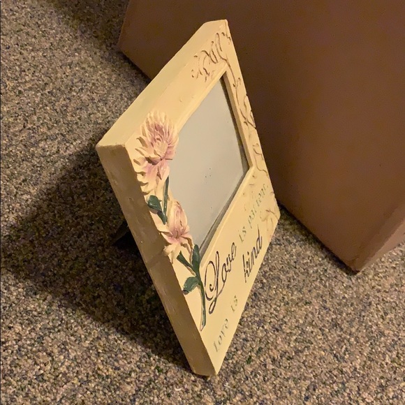 Picture frame - Picture 2 of 3